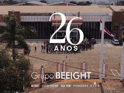 26 ANOS GRUPO BEEIGHT